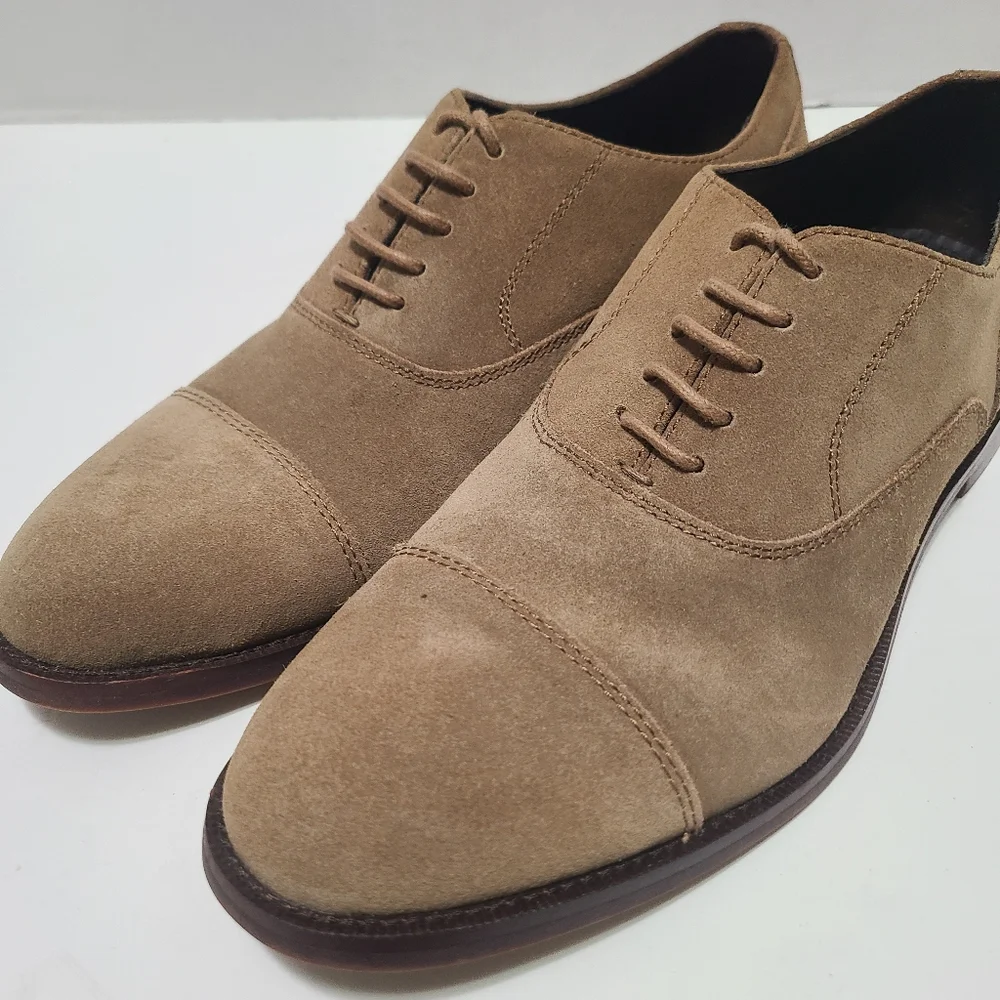 Bloomingdale's The Men's Store Lace Up Cap‎ Toe Dress Shoe 100% Exclusive Size 8
